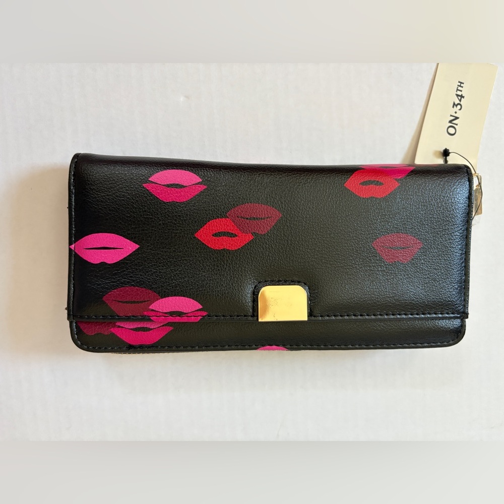 On 34th Angii Wallet in Lip Party - Picture 2 of 7